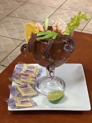 Cocktail de Camaron y pulpo