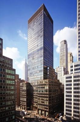 Kanen Law is conveniently located at 90 Park Avenue (cross @ 40th Street).