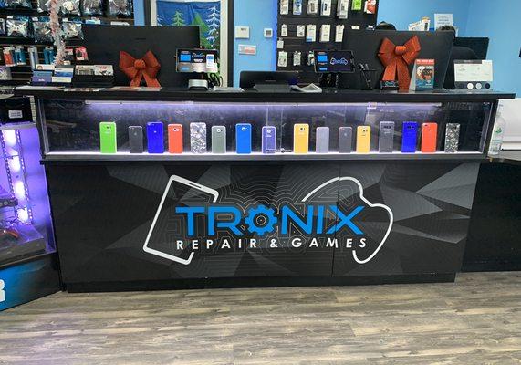 Tronix Front Counter