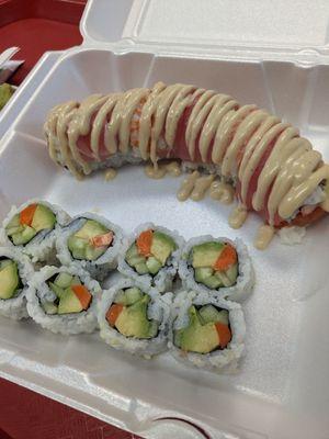 Wonder women roll and veggie roll