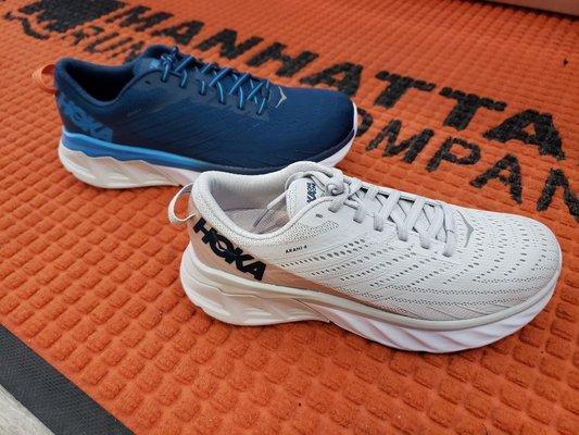 Hoka Arahi 4 in stock now.