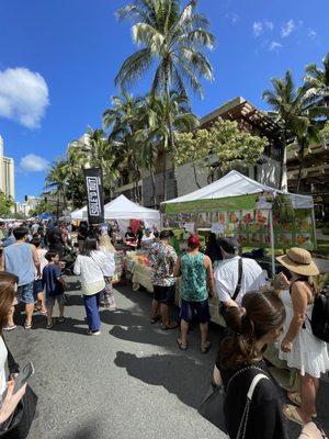 Aloha Sugarcane Juices at Waikiki Block Party!!