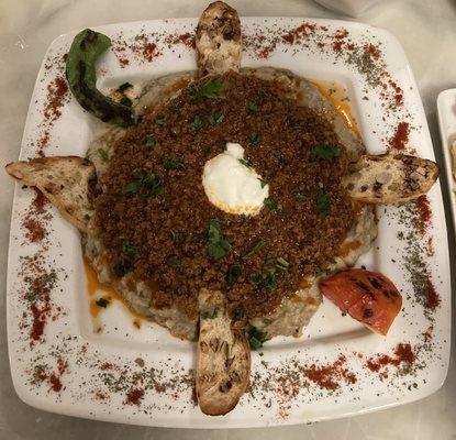 Ground beef with creamy eggplant and yogurt