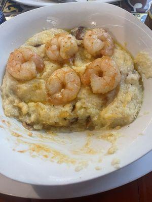 Shrimps and grits, YUM