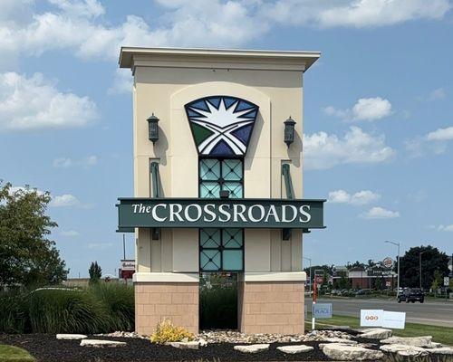 WELCOME TO THE CROSSROADS MALL!