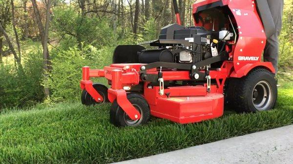 Zero-Point Turn Mower