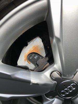 Product failure which is not unique to my car - I see this on many Audis