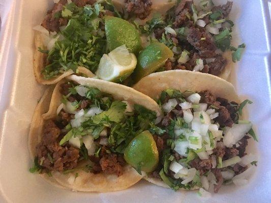 Carne asada street tacos - Tasteless meat. Super meh.