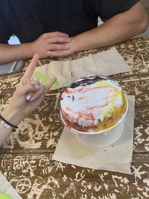 assorted fruit bingsu