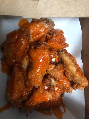 Buffalo chicken wings