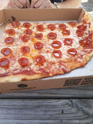 Pepperoni pizza.