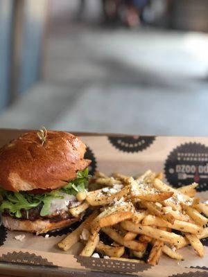 1/4 lb lamb, red onion, Tzatziki sauce, jack cheese, arugula on a Racer Five Bun served with Greek Fries (lemon juice, oregano and Feta Chee