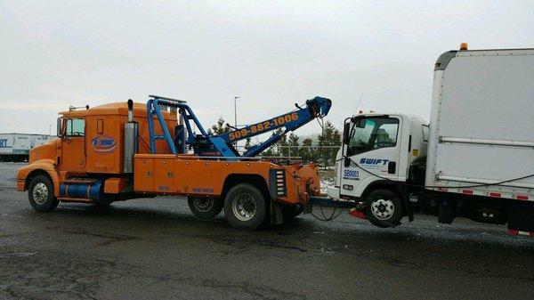 24 Hour Towing & Recovery | Roadside Assistance | Light, Medium, & Heavy Duty Towing | Semi Truck Towing | RV Towing | Big Tr...