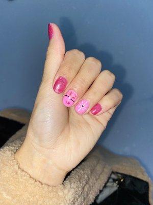 Get with nail art by Desiree!