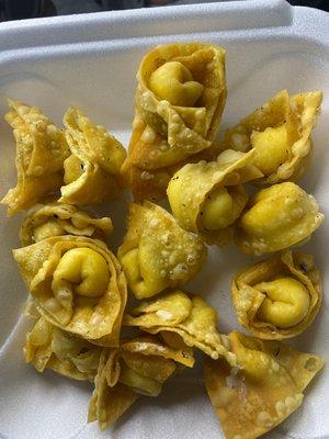 Cheese wontons