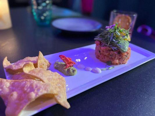 Spicy tuna tartare - did NOT disappoint.