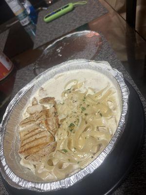 Alfredo w/ grilled chicken