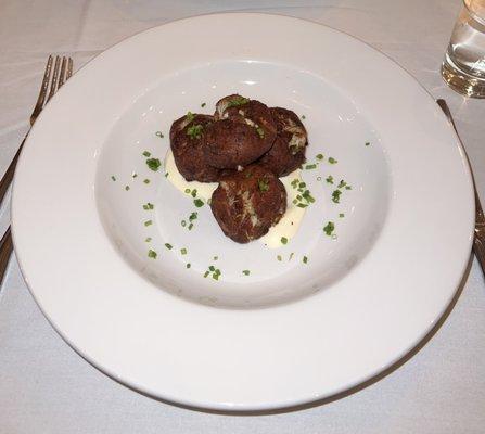 TOP APPETIZER CRAB FRITTERS FANTASTIC!