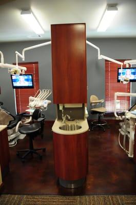 You deserve the best.  That is why we offer only the newest dental technology and services.