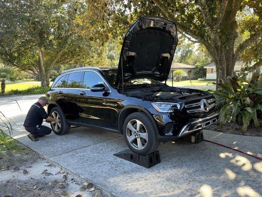 John servicing my vehicle