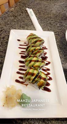 Dragon roll sushi