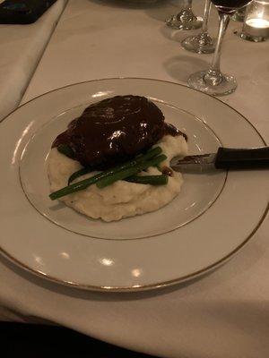 Filet, with mash potatoes, and a few green beans.