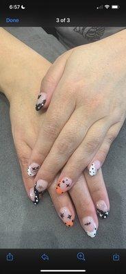 Dip manicure with Halloween nail art by Anna