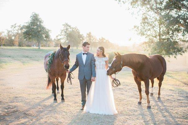 Many photo opportunities at this equestrian center wedding venue in Southern California