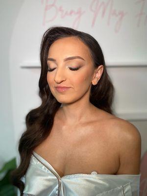 Wedding day makeup! May killed it!! I felt so beautiful.