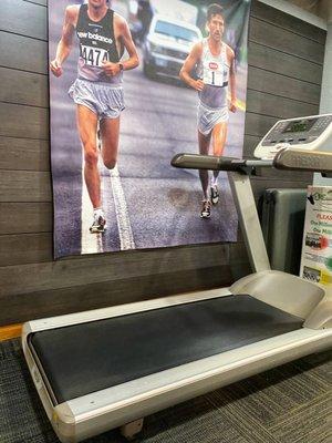 Treadmill to test out your shoes