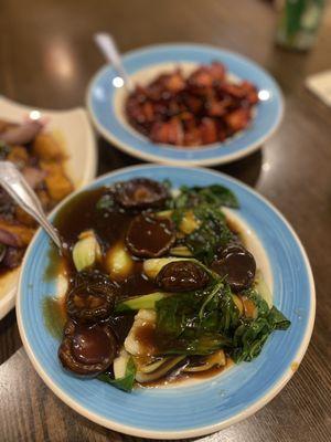 Baby Bok Choy with Black Mushroom