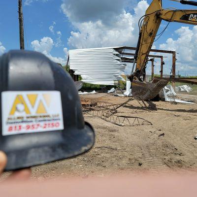 METAL CANOPY DISMANTLING DEMOLITION