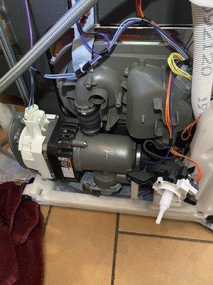 Dishwasher drive motor replacement