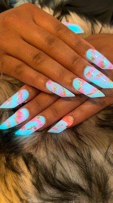 Wonderful Glow in the dark nails