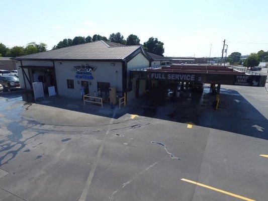 Stroll-N-Shine Car Wash Calhoun Location