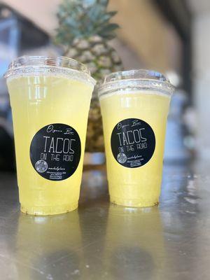 Aguas frescas de piña