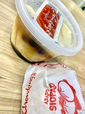 Taho and siopao, never knew it can go together!