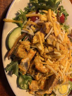 Grilled buffalo chicken salad