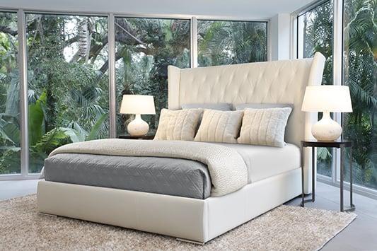 Neeva Bed