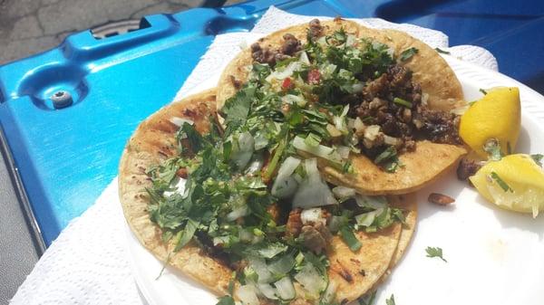 Asada and pastor tacos... wonderful!