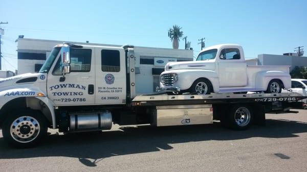 Towed by Jr  1950 ford f100