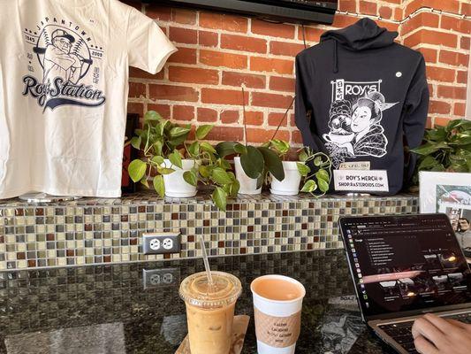 L-R: iced coffee with milk, and a Hot Thai Tea w. Almond Milk.