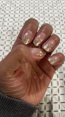 Beautiful magnetic silver sparkles with large gold/silver  dots of glitter.