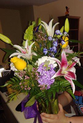 Beautiful Anniversairy bouquet with my fave star-gazer lillies