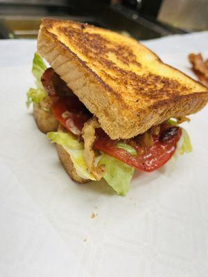 BLT