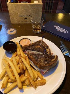 Black and Black & Tan Reuben