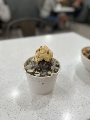 black sesame shaved ice