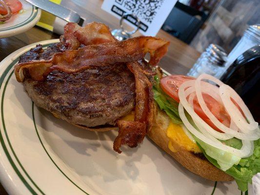 Bacon cheeseburger