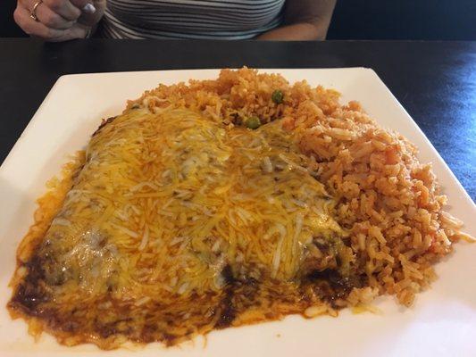 Mole enchiladas (chicken).