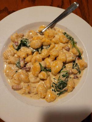 Sweet potato gnocchi with cream sauce